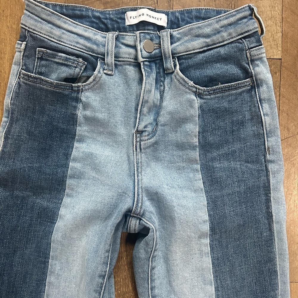 Flying Monkey High Rise Two-Tone Panel Skinny Cropped Ankle Jeans | Size 25 - Picture 5 of 10